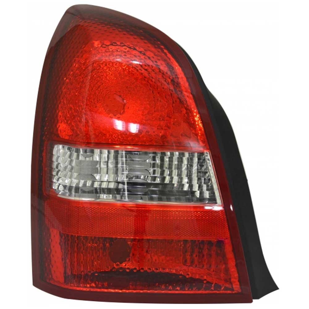 Nissan Primera bal hátsó lámpa 2001-2008